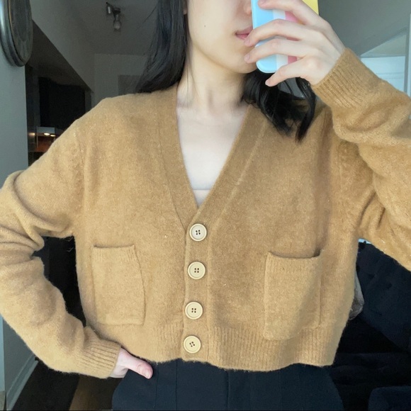 Zara tan color cropped cardigan - Picture 4 of 8
